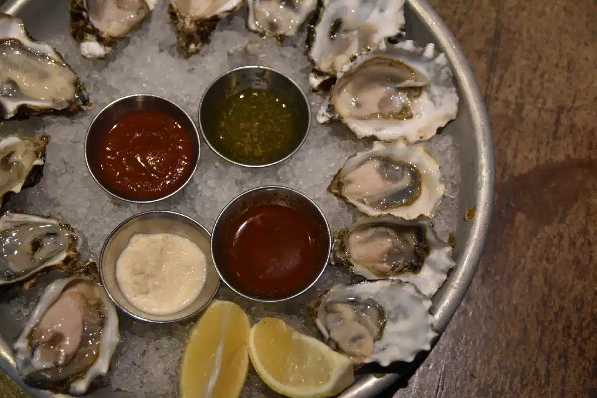 Rustic House Oyster Bar & Grill